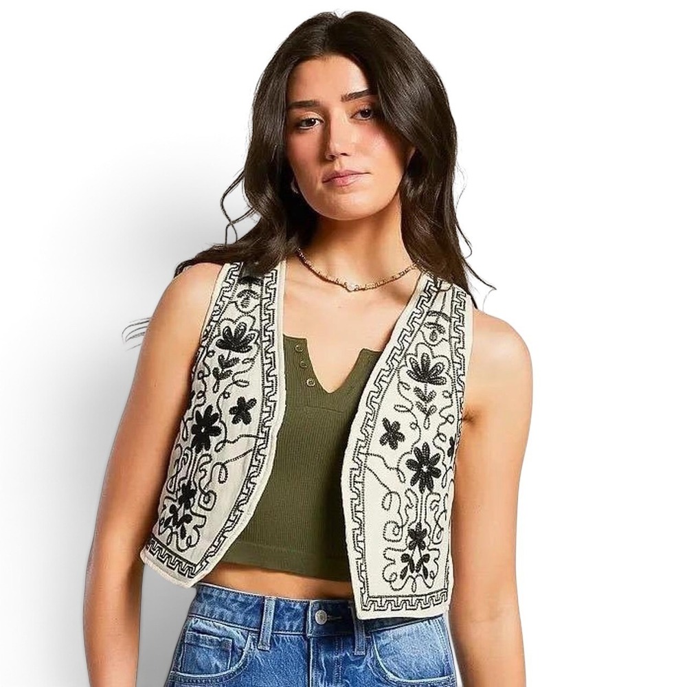 Polagram Womens Quilted Vest Embroidered Floral Boho Ivory Black Size Large
